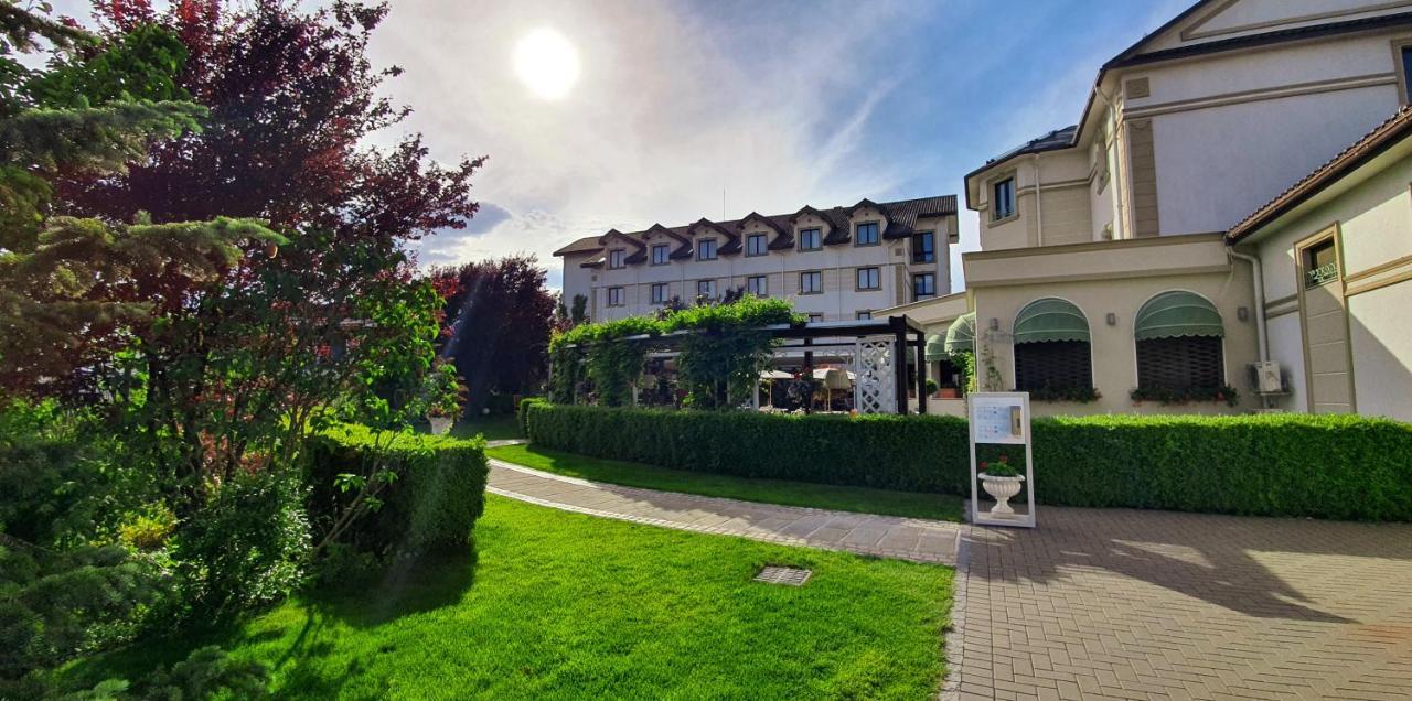 Hotel Sonnenhof ซูชาวา ภายนอก รูปภาพ