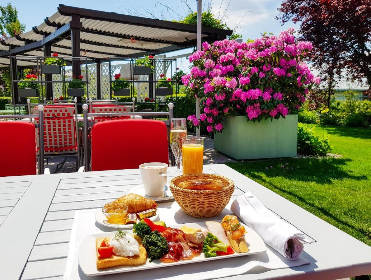 Hotel Sonnenhof ซูชาวา ภายนอก รูปภาพ