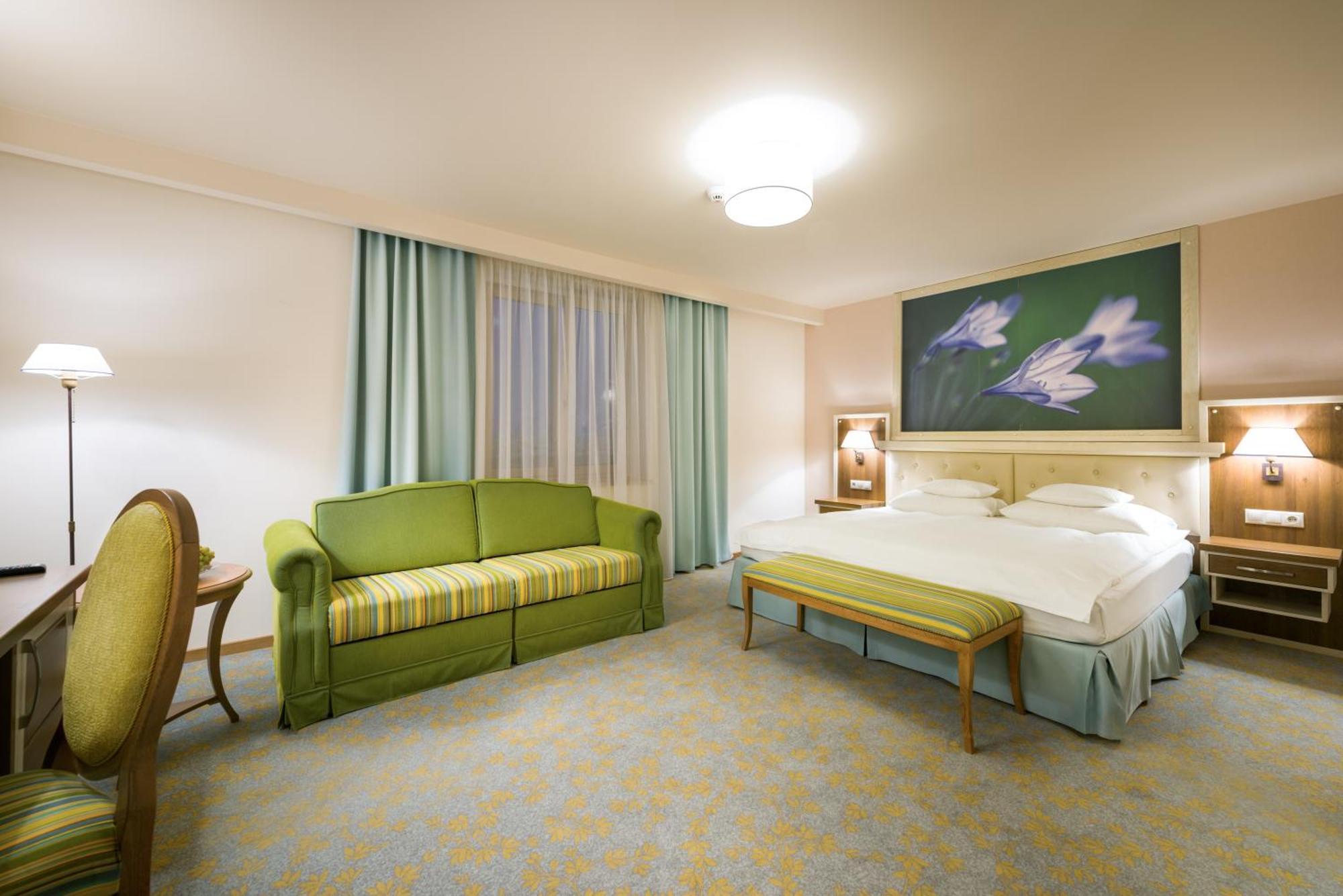 Hotel Sonnenhof ซูชาวา ภายนอก รูปภาพ