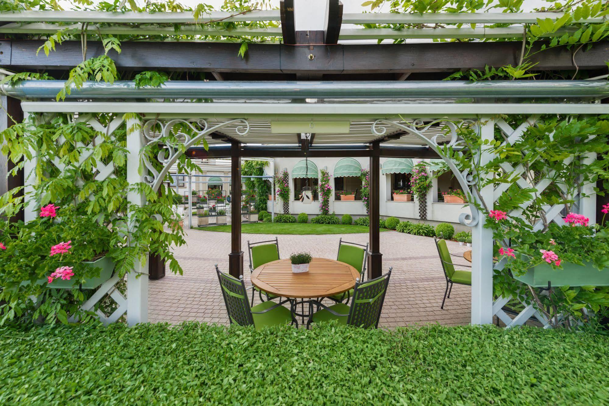 Hotel Sonnenhof ซูชาวา ภายนอก รูปภาพ